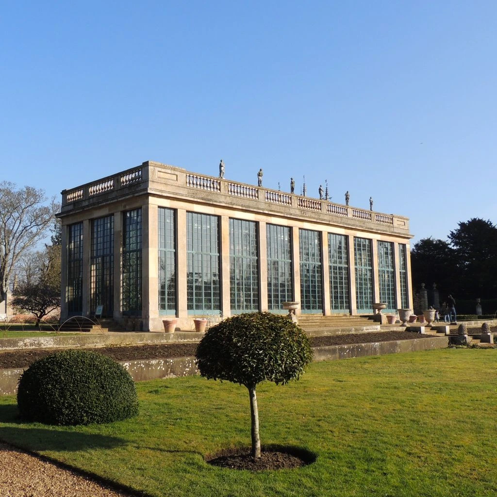 Les cottages de l'orangerie réhabilités en hébergements pour les hôtes